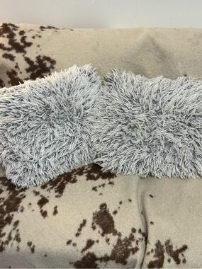2 Soft Matching Shaggy Throw Pillows - Light Gray